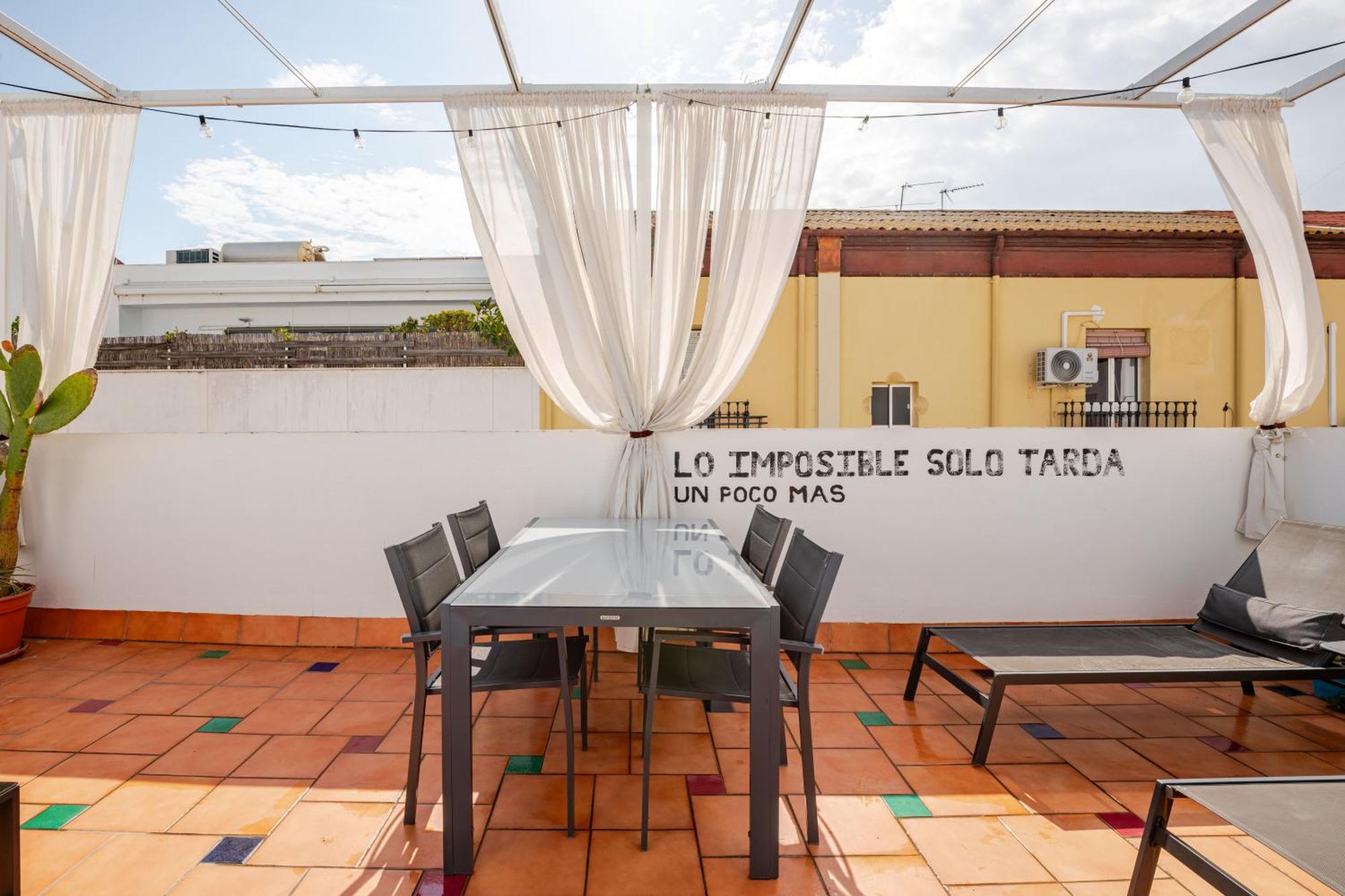 Apartamento Ático la Azotea con terraza PRIVADA Sevilla Exterior foto